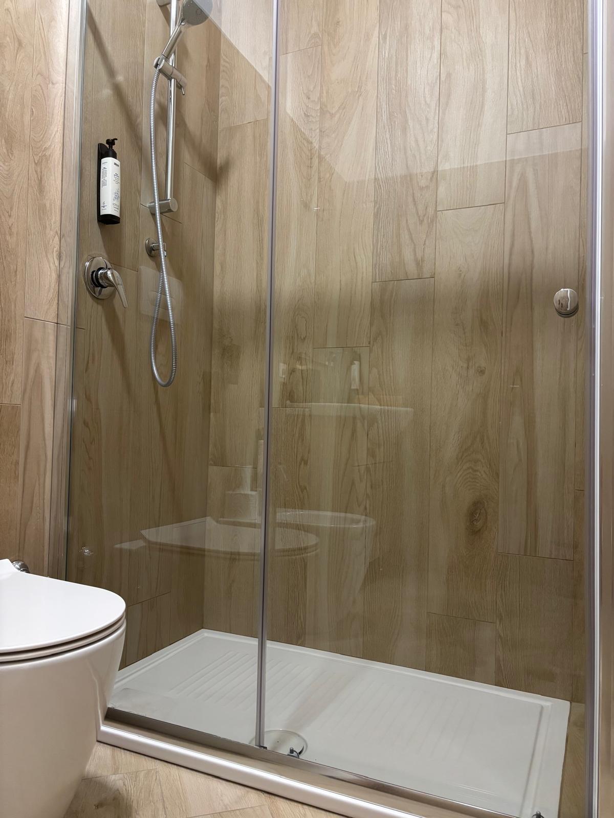 Doccia del bagno privato